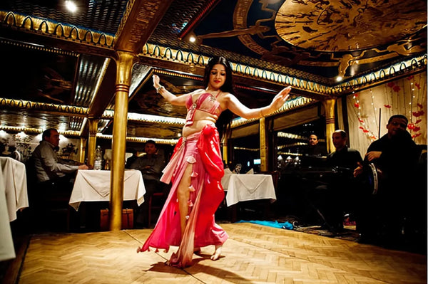 Cairo Dinner Cruise on the Nile River with Entertainment