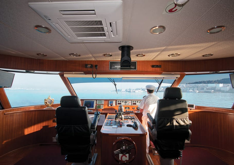 Istanbul Bosphorus and Golden Horn Cruise with Audio Guide