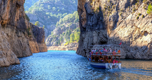 Boat sailing in Green Canyon