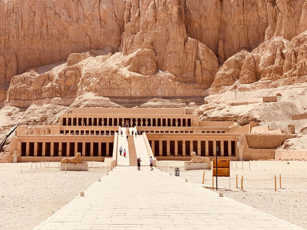 Luxor Günübirlik Tur: Dendara ve Abydos Tapınaklarını Ziyaret