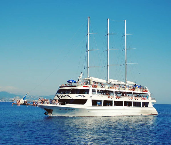 Side Party Boat Tour - Tripventura