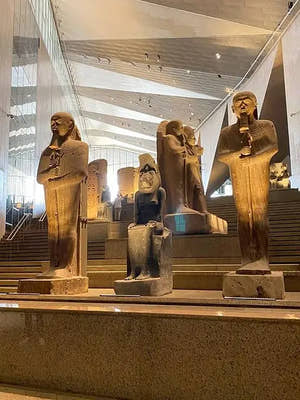 Entrébillet til Grand Egyptian Museum i Kairo