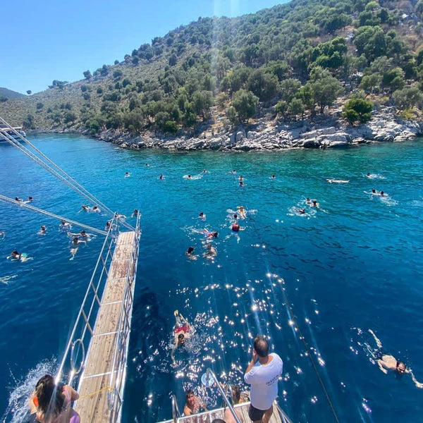 Fethiye 12 Islands Boat Tour with Lunch & Roundtrip Transfer