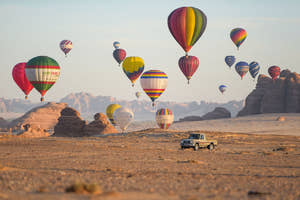 Lot balonem w AlUla