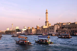 Traditional abra ride
