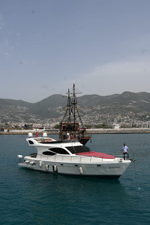 Alanya My Dream Yacht Tour with Lunch and Transfer