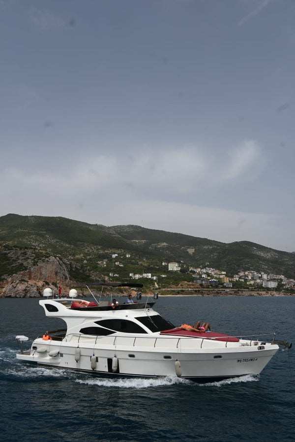 Alanya My Dream Yacht Tour with Lunch and Transfer
