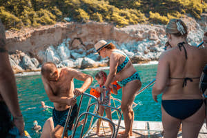 Alanya Relaxing Boat Tour, Lunch, Unlimited Soft Drinks & Transfer