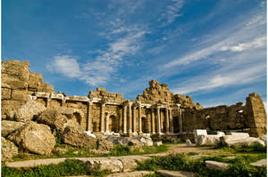 Aspendos, Side & Manavgat — by- og kulturudflugt med BBQ-frokost, entré og transfer fra Alanya