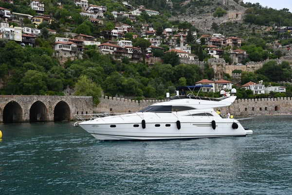 Alanya Private 4 Hours Yacht Tour | mit Mittagessen, Softdrinks & Transfers