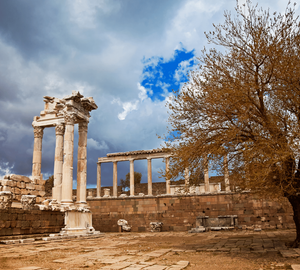 Kusadasi Daily Pergamon and Asklepion Tour - Tripventura