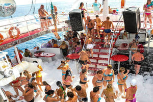 Яхт-тур Mega Star в Анталии - Tripventura