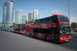 Zwiedzanie Dubaju autobusem Big Bus