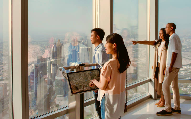 Burj Khalifa – Tickets für die Aussichtsplattform auf den 124. und 125. Etagen inklusive Mahlzeit auf der Dachterrasse