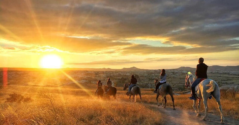 Опыт верховой езды в Кушадасы с опытным гидом и трансфером туда и обратно