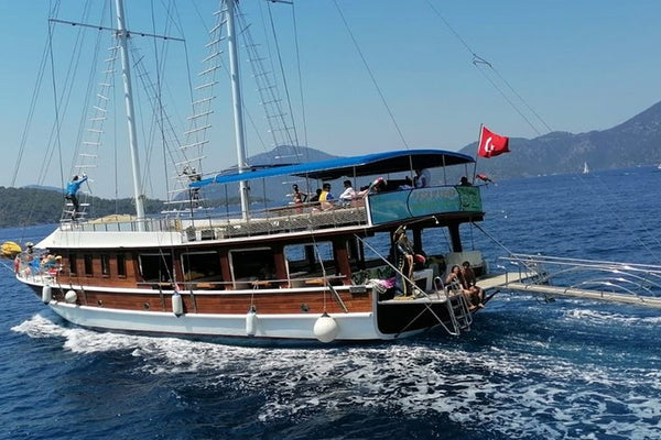 Мармарис Остров Клеопатры и бухты Гекова Экскурсия на лодке, обед-барбекю, безалкогольные напитки и трансфер