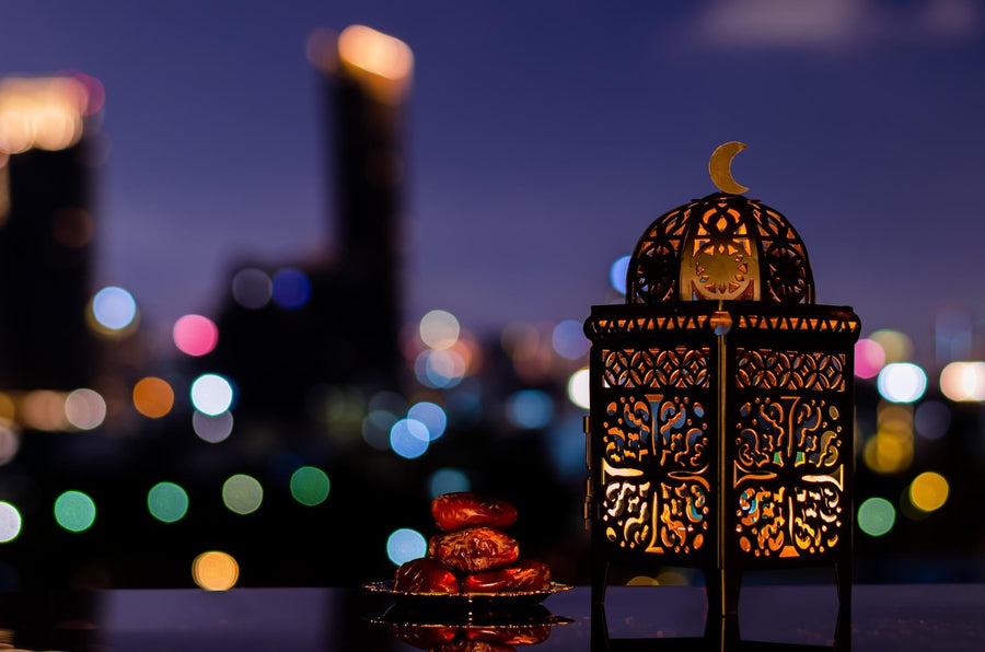 Ramadan in Dubai 2025: Top-Märkte, Iftar, Suhoor & Arbeitszeiten