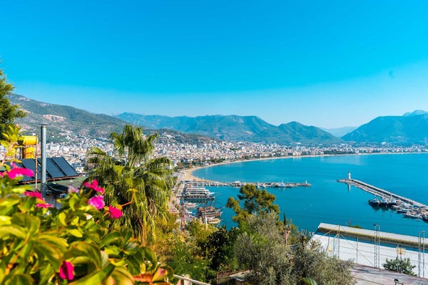 Alanya'da Yapılacak En İyi 15 Şey: Korsan Gemilerinden Su Sporları Maceralarına