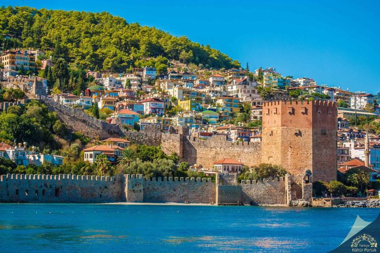 Alanya in May: Weather, What to Pack, Top Things to Do, Where to Stay, Events in May & Travel Tips