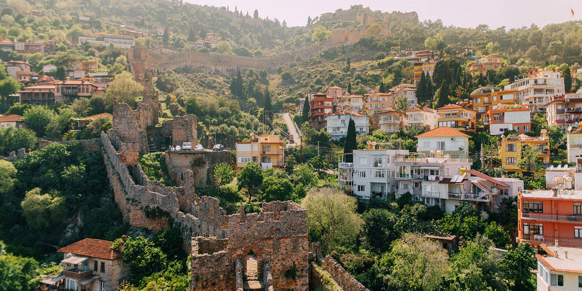 Everything About Alanya's Old Town: How To Get There? What's Around and All