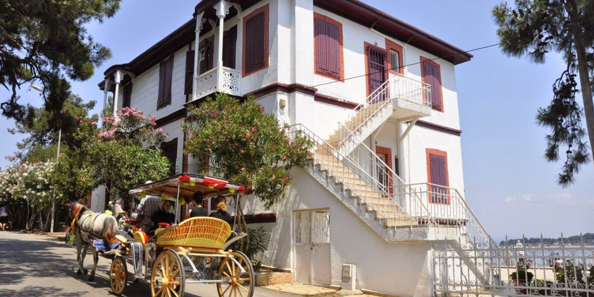 Best Destinations for Couples in Istanbul