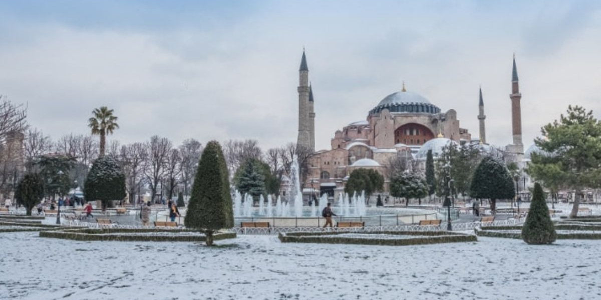 Istanbul in February: Weather, What to Pack, Things to Do