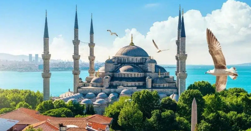 Istanbul in May: Weather, What to Pack, Things to Do