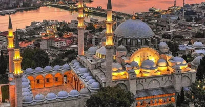 Istanbul in April: Weather, What to Pack, Things to Do