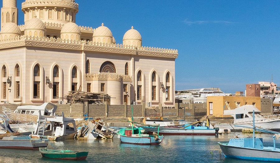 Hurghada in April: Weather, What to Pack, Top Things to Do, Where to Stay, Events in April & Travel Tips