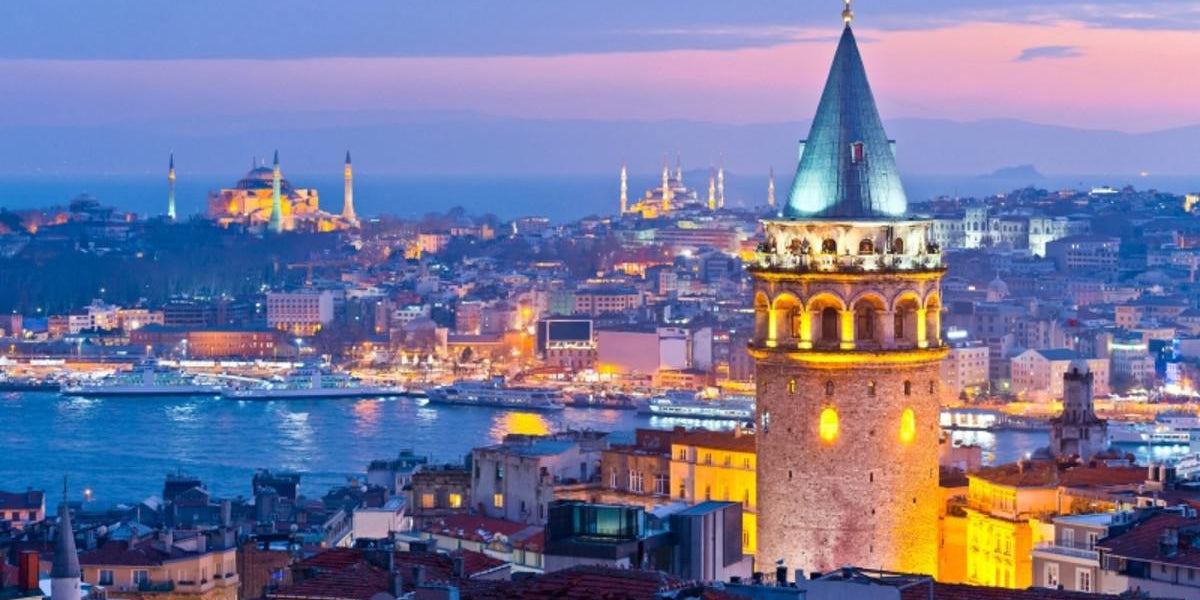 Istanbul in September: Weather, What to Pack, Things to Do