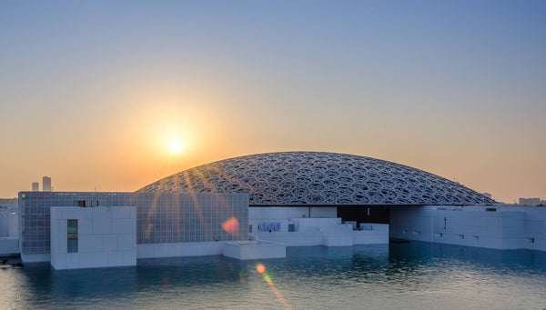 Louvre Müzesi Abu Dhabi: Konum, Ulaşım, İpuçları ve Bilet Fiyatları 