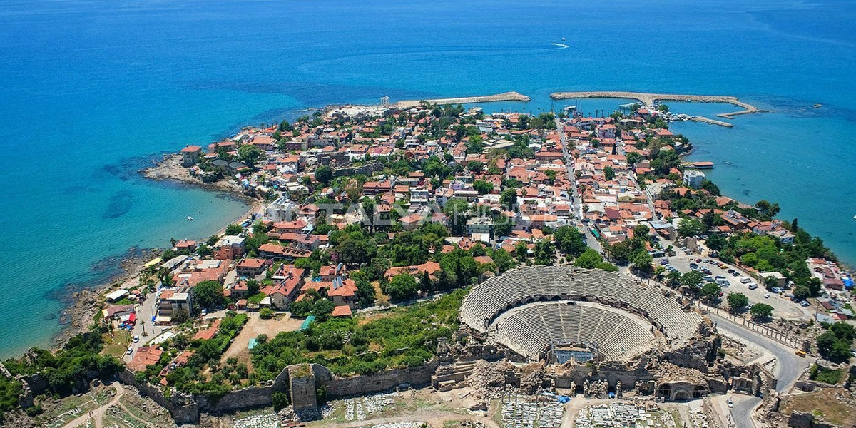 Side in October: Weather, What to Pack, Things to Do