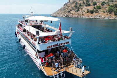  one of the best ways to experience the natural beauty is through a boat tour in Alanya. 