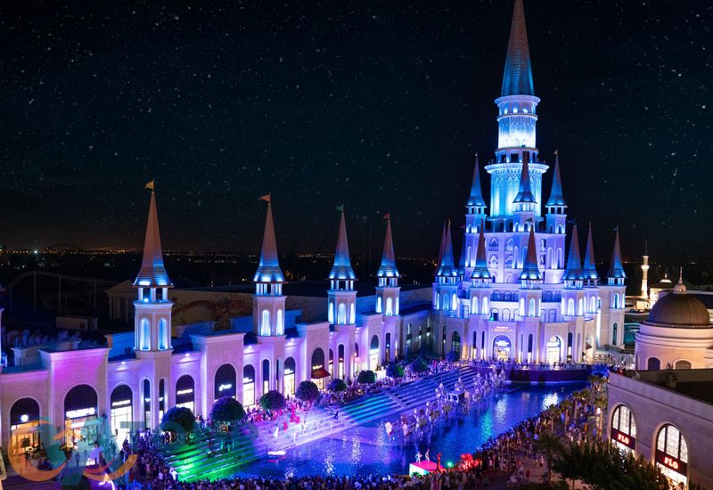 Land of Legends Night Show