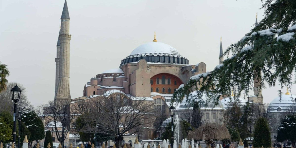 when will it snow in Istanbul