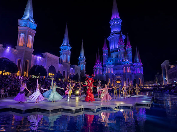 Land of Legends Night Show with Transfer