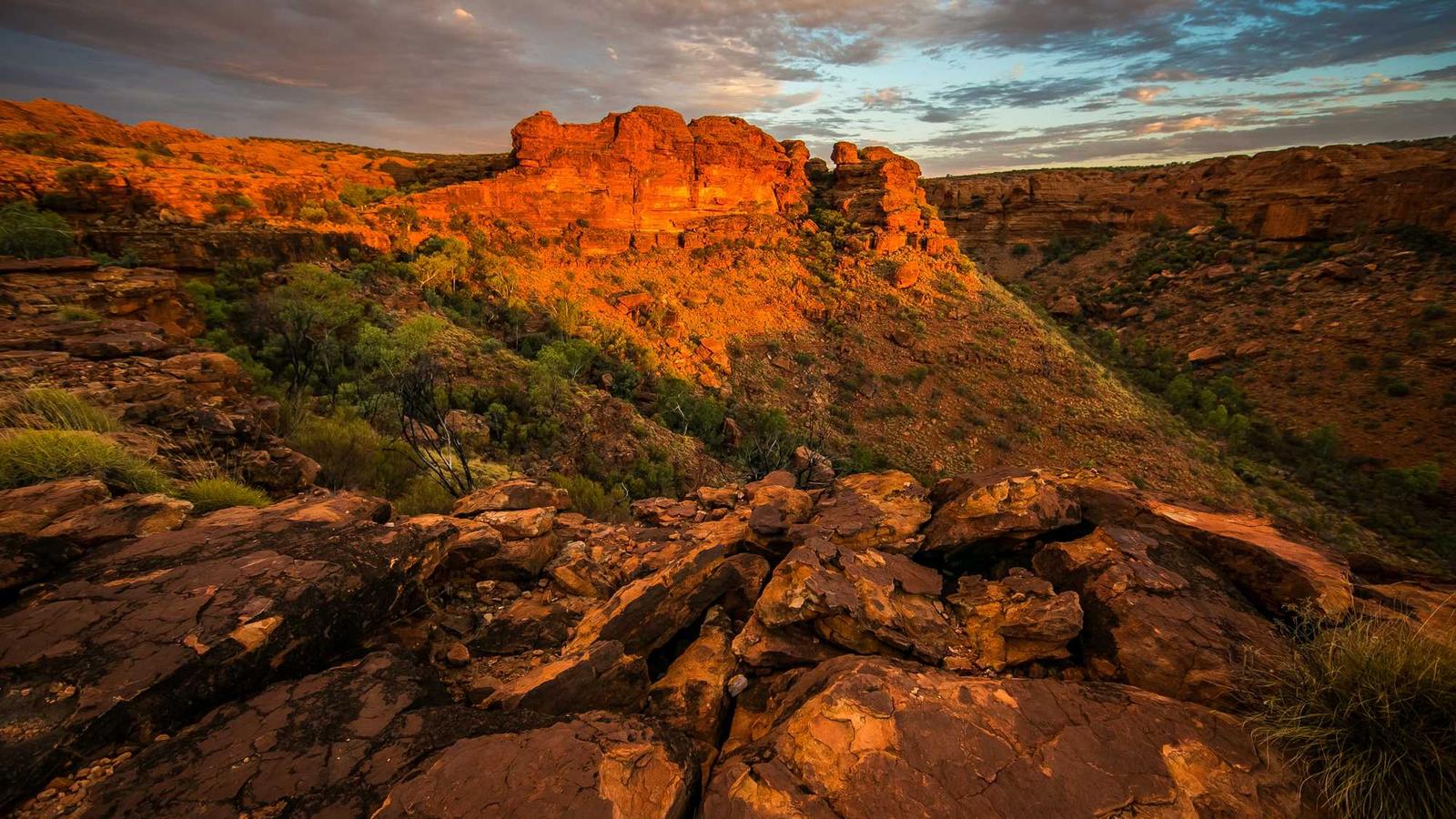 Find guides, tips, and ideas to plan your next escape.