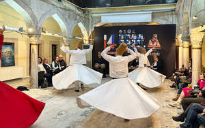 Istanbul: beleef de Whirling Dervish-ceremonie (Sema)