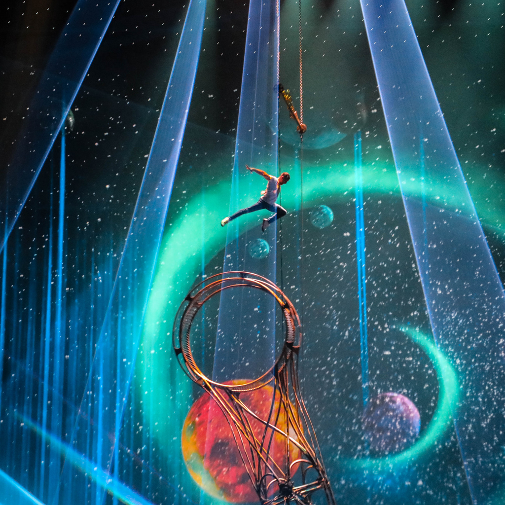 La Perle by Dragone Performance