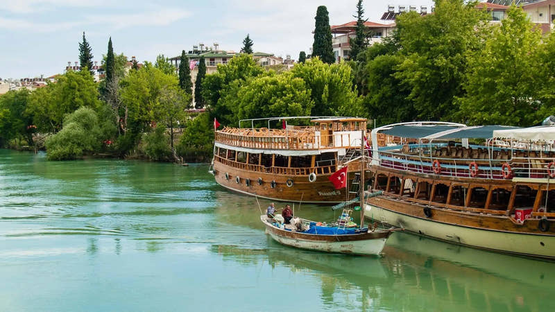 Manavgat Flussboot-, Basar- & Wasserfall-Tour
