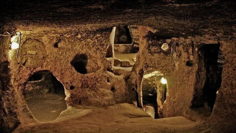 Gidiş-Dönüş Transfer ve Şampanya Partisi ile Kapadokya Jeep Safari Turu