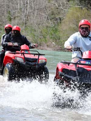 ATV Quad Safari-tur med offroadkørsel og transport fra Side