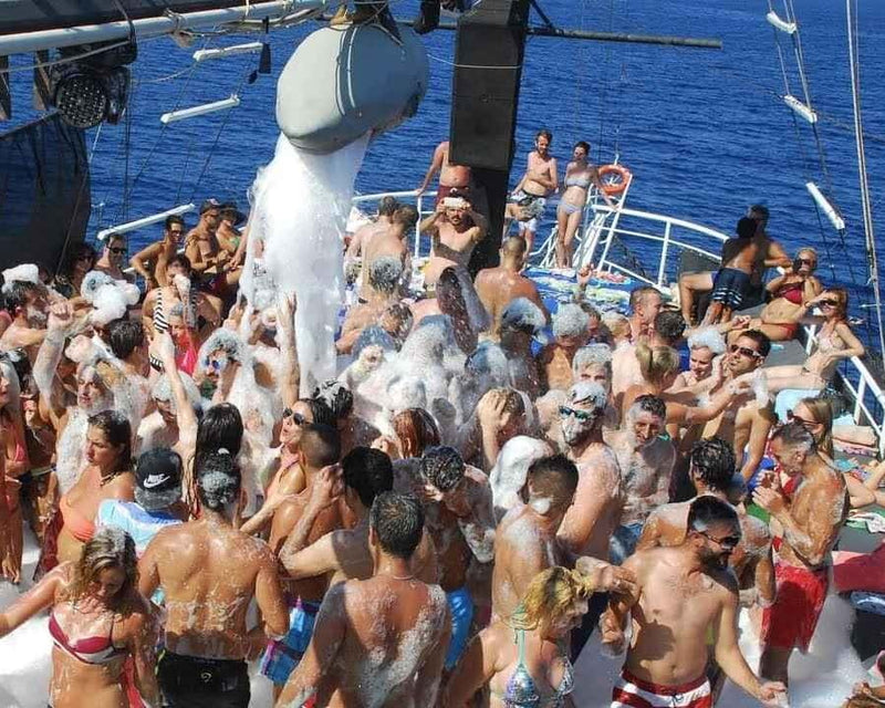 Gonster Pirate Boat Tour with BBQ Lunch, & Transfer from Antalya