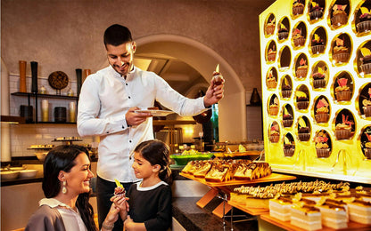 Dubai Safranlı Akşam Yemeği Büfesi Atlantis The Palm