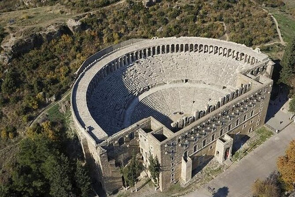 Barbekü Öğle Yemeği ve Antalya'dan Transfer ile Perge, Aspendos ve Side Kültür Turu