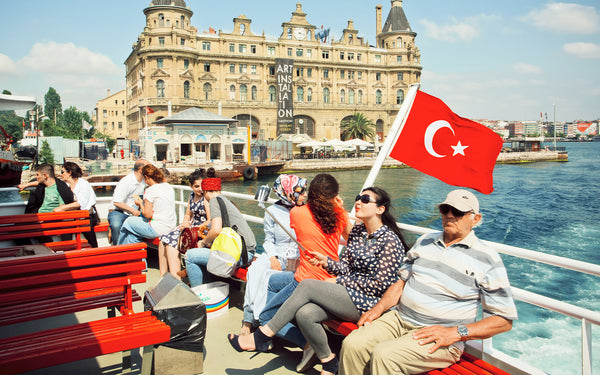 Bosphorus Strait Afternoon Cruise with Cable Car to Pierre Loti Hill