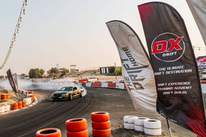 Drift w Dubaju — przeżycie pełne adrenaliny