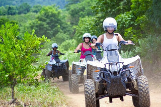 ATV kullanan kadınlar