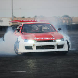 Drift w Dubaju — przeżycie pełne adrenaliny