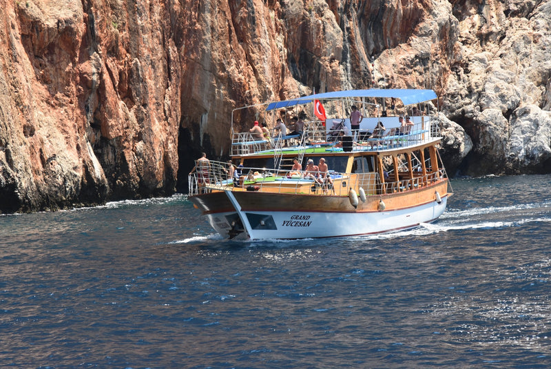 Boat Sailing in the ocean